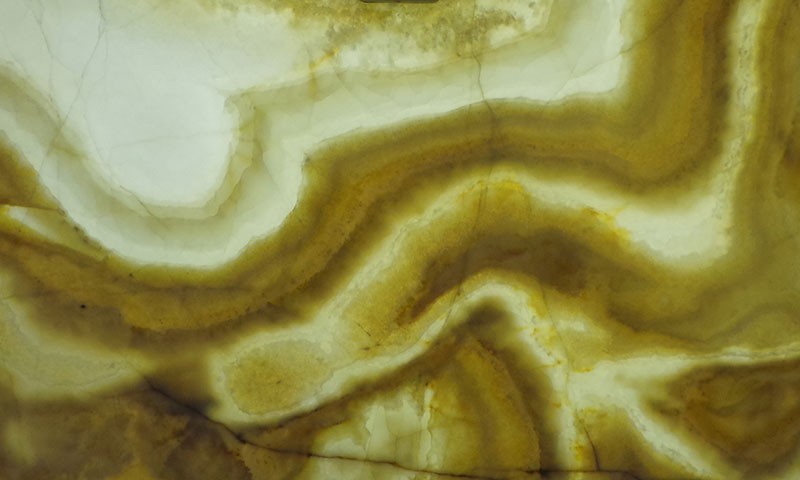 white-onyx-slab-f